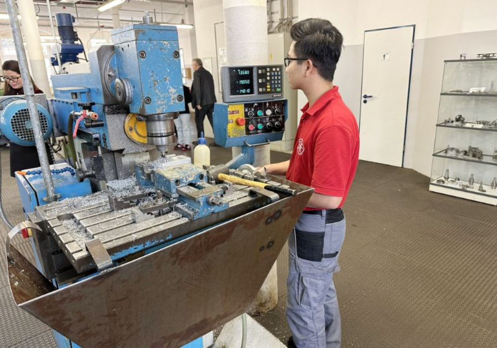 Du học sinh đi du học nghề có cần bằng cấp 3 không