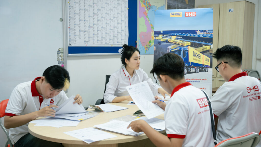 hoc-vien-shd-du-hoc-nghe-duc-tai-dachser-1