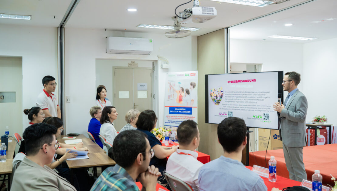 Học viên phỏng vấn doanh nghiệp điều dưỡng Đức