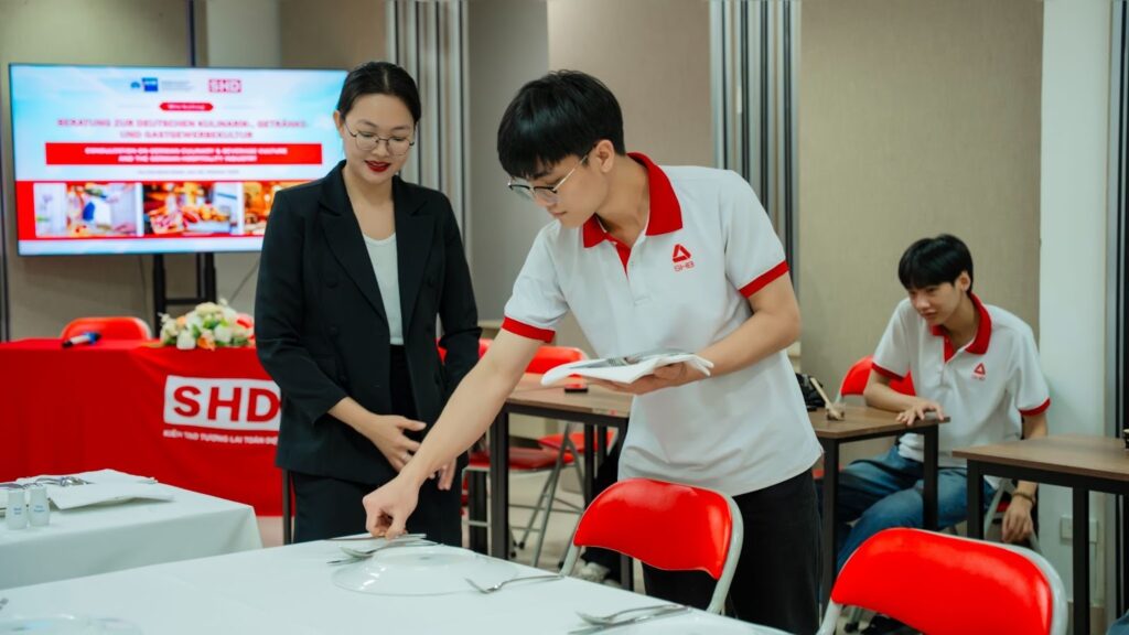 du học nghề Đức màu hồng